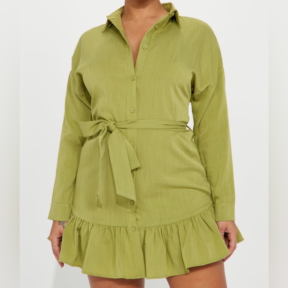 Dresses & Skirts - Women’s ruffle dress